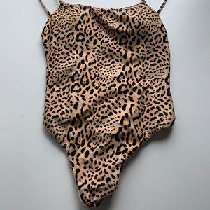 VIX PaulaHermanny Women’s One Piece Swimwear animal print Size small
